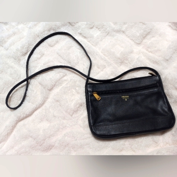 Fossil Handbags - Black Fossil purse